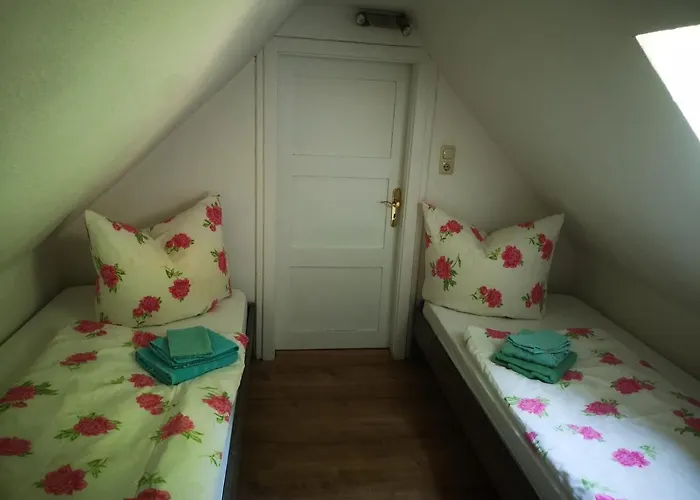 Franz - An Der Elbe, Mit Großem Garten *