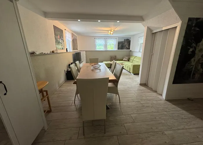 Franz - An Der Elbe, Mit Großem Garten Pirna